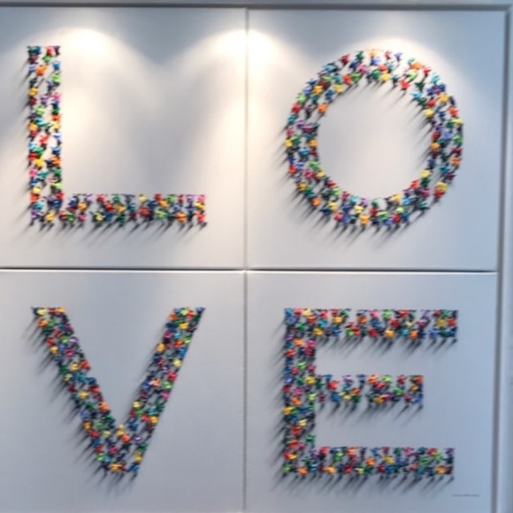 Welcome to my Closet - Picture 7 of 8